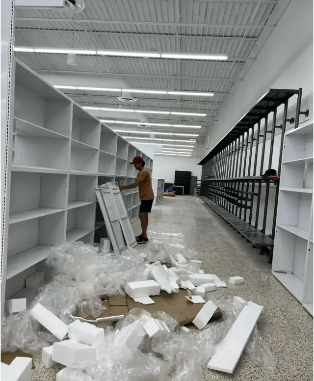 Apparel & Footwear Warehouse Construction, photo 2